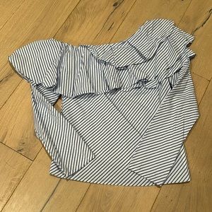 GAP XS asymmetrical ruffled shirt.